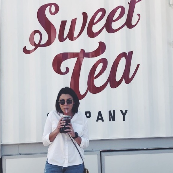 Meet your Posher, Alicia - Picture 1 of 1